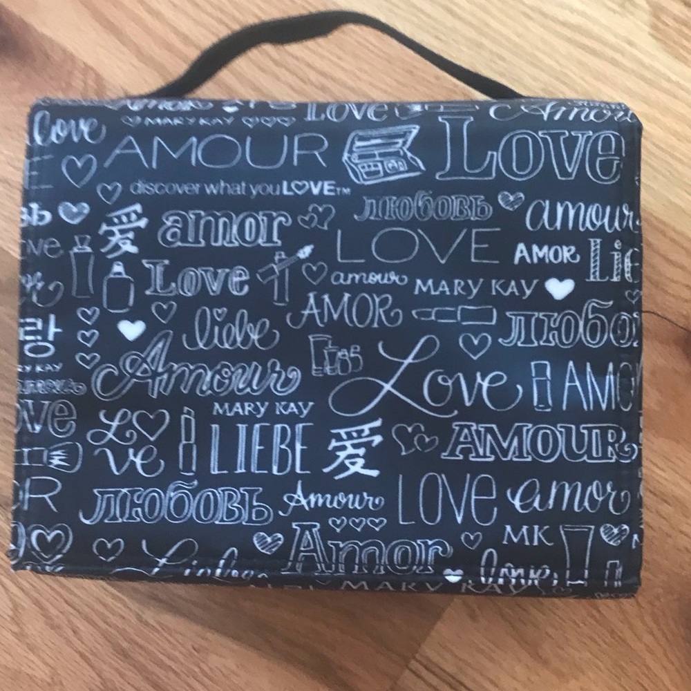Mary Kay roll up makeup bag